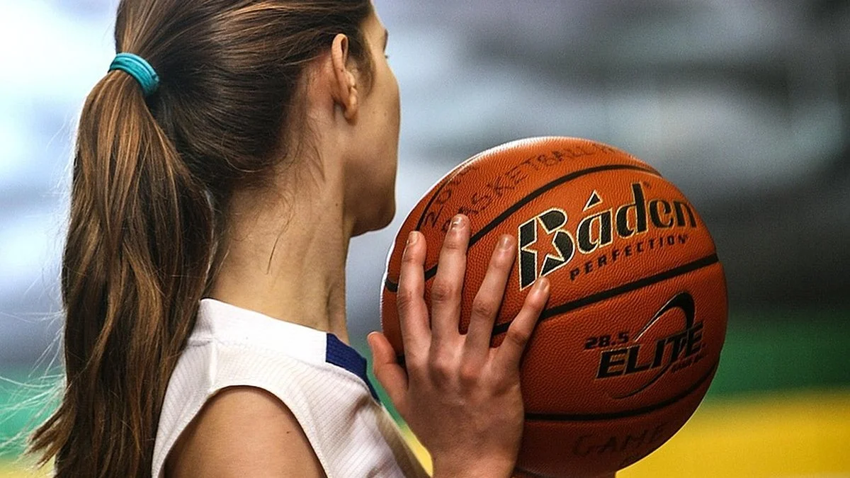 NBA赛季预测再评估:转会价值与市场预期的冷暖变化